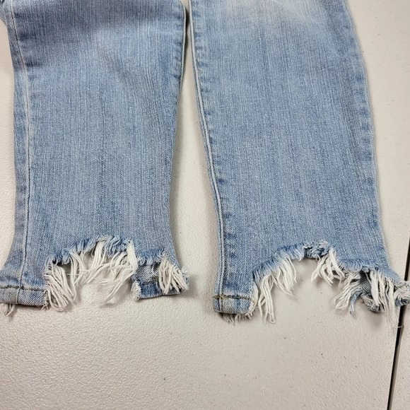 Pistola Audrew Mid Rise Skinny Light Wash Step Hem Distressed Jeans Sz 29 - Picture 12 of 15